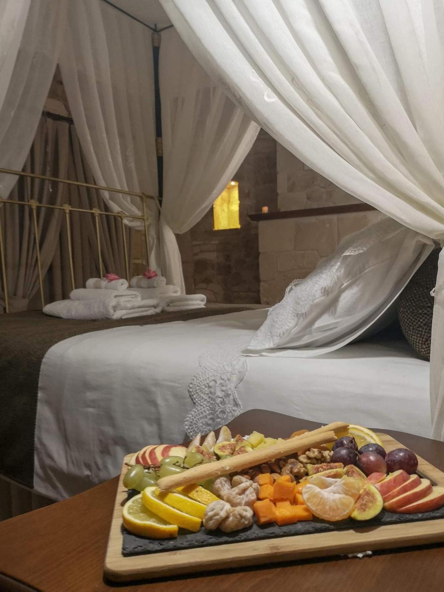 Hanna Koumi Boutique Hotel Kormakiti Номер фото